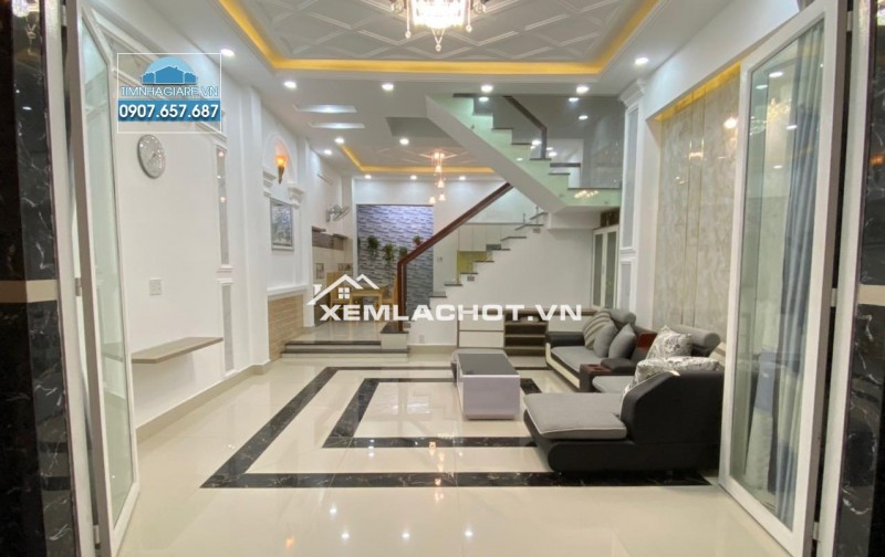 Chính chủ cần Bánnhà 66m 3 tầng 3 ngủ 3 wc pt sân phơi Hướng Đông tt Bìa nở hậu ngang 4,65m đuôi hơn 5m Giá 5 tỷ có thỏa thuậnLiên hệ Hoàng :