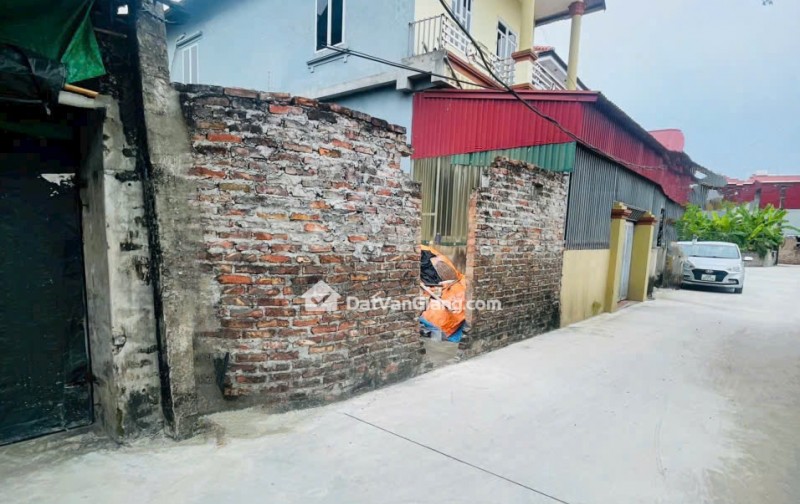 Bán đất thổ cư Văn Giang 84,2m² View Hồ Đa Ngưu, Tân Tiến, Văn Giang, MT 5,25m, Cạnh VĐ4