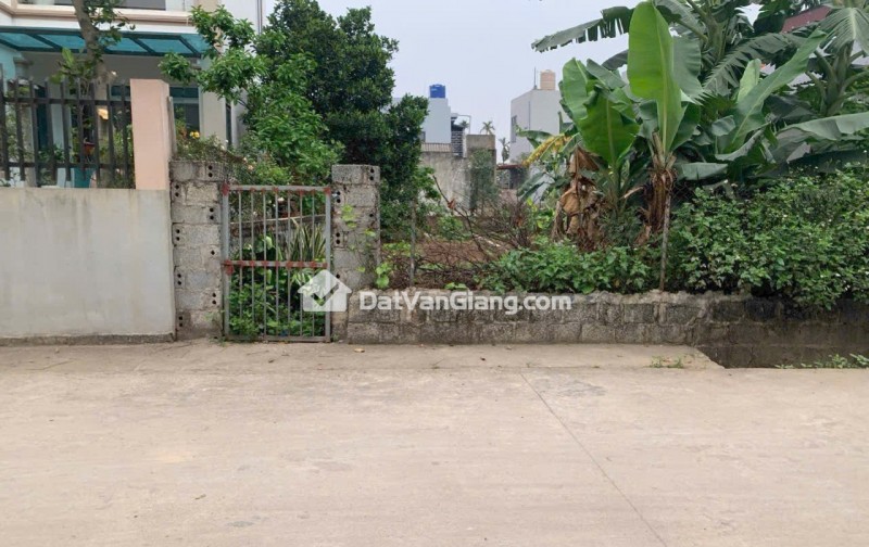 Bán Đất xã Tân Tiến Văn Giang 89m2 Đường 6m Hai Ô Tô Tránh, Gần Vành Đai 4 Giá nhỉnh 4,5 Tỷ