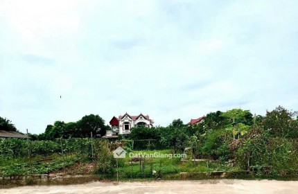 Bất động sản văn giang Lô Tuyệt Phẩm 98m² Mặt Tiền 6,7m Tại Bá Khê Liên Nghĩa Giá Chỉ 5x Triệu/m²